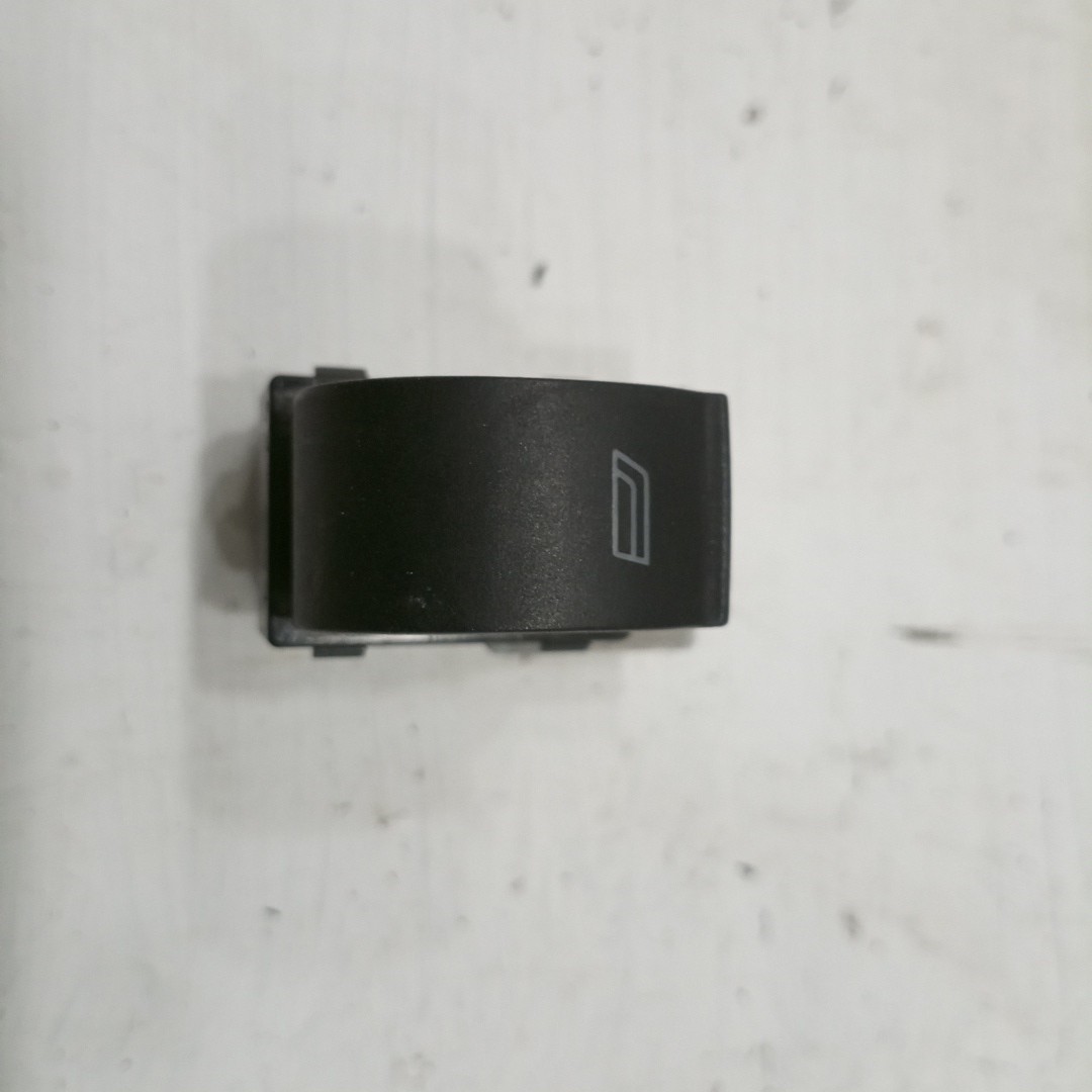 Comutador de vidro frente direito AUDI A6 (4B2, C5) | 97 - 05