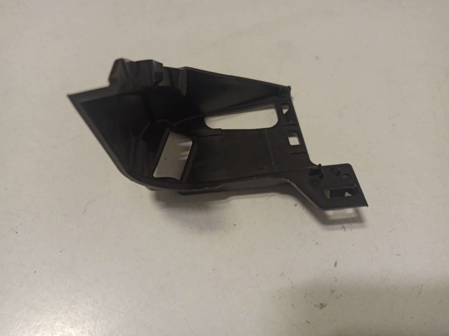 Suporte de farol de nevoeiro AUDI A3 Sportback (8VA, 8VF) | 12 -  Imagem-2