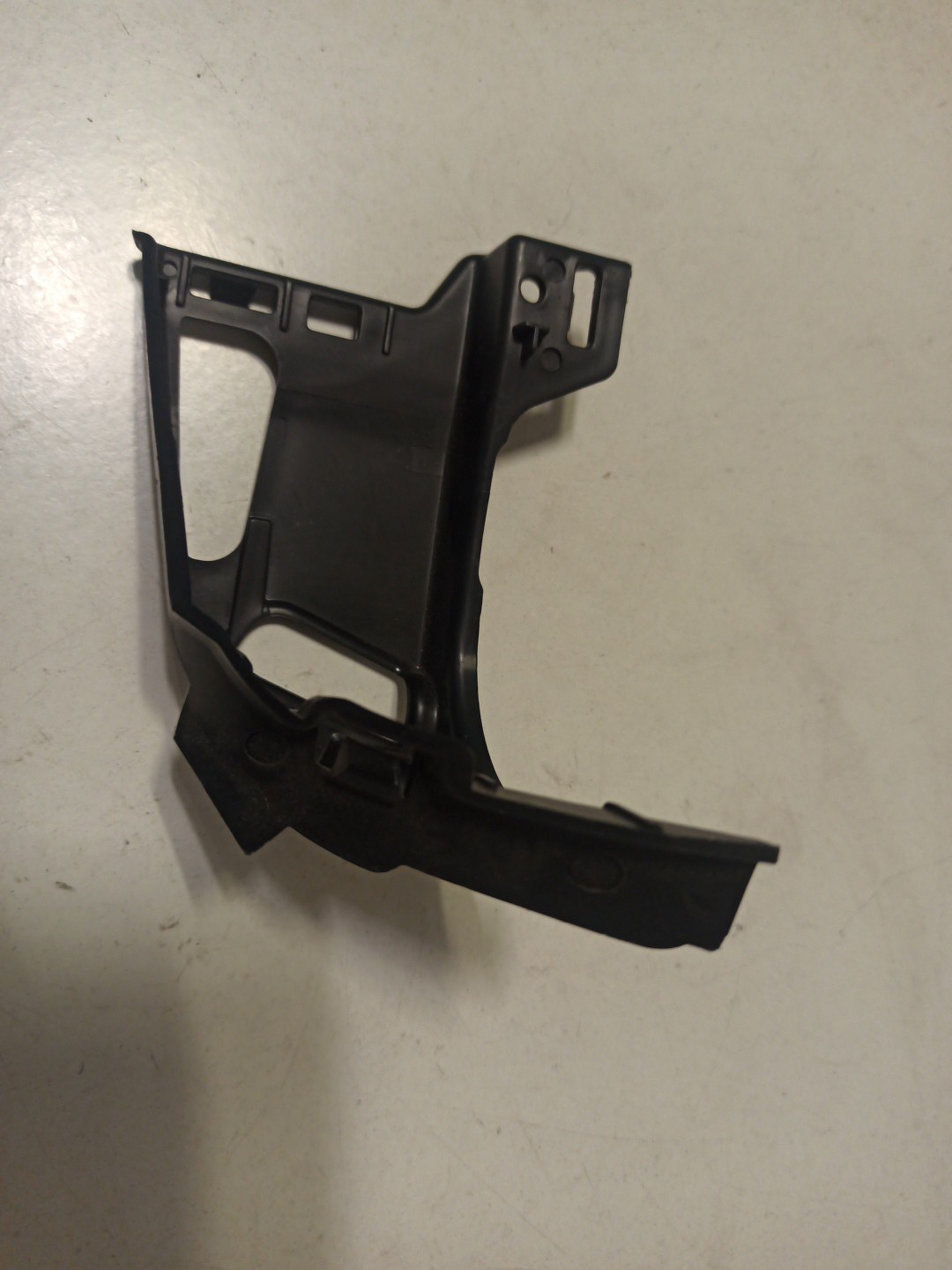 Suporte de farol de nevoeiro AUDI A3 Sportback (8VA, 8VF) | 12 -  Imagem-3