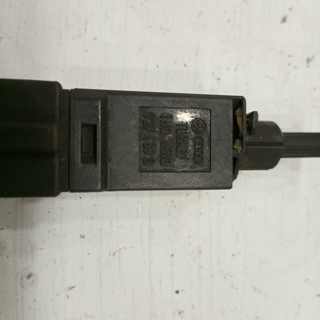 Botão de luz de travão VOLKSWAGEN GOLF IV (1J1) | 97 - 07 Imagem-1