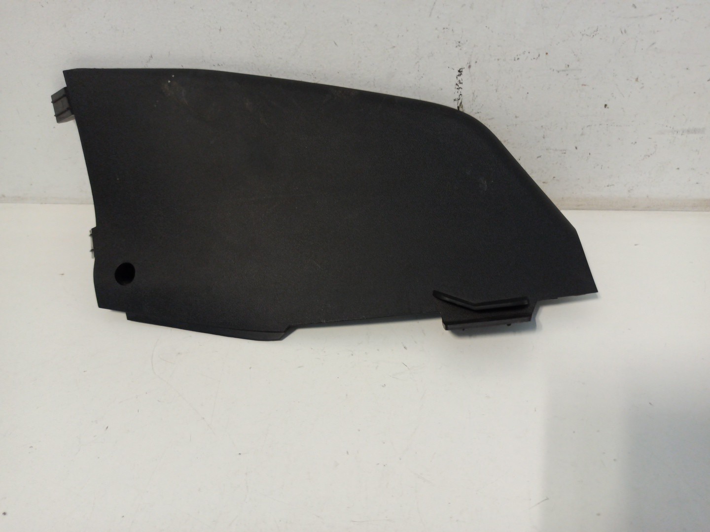 Acabamento Interior PEUGEOT 208 Caixa (CR_) | 12 - 