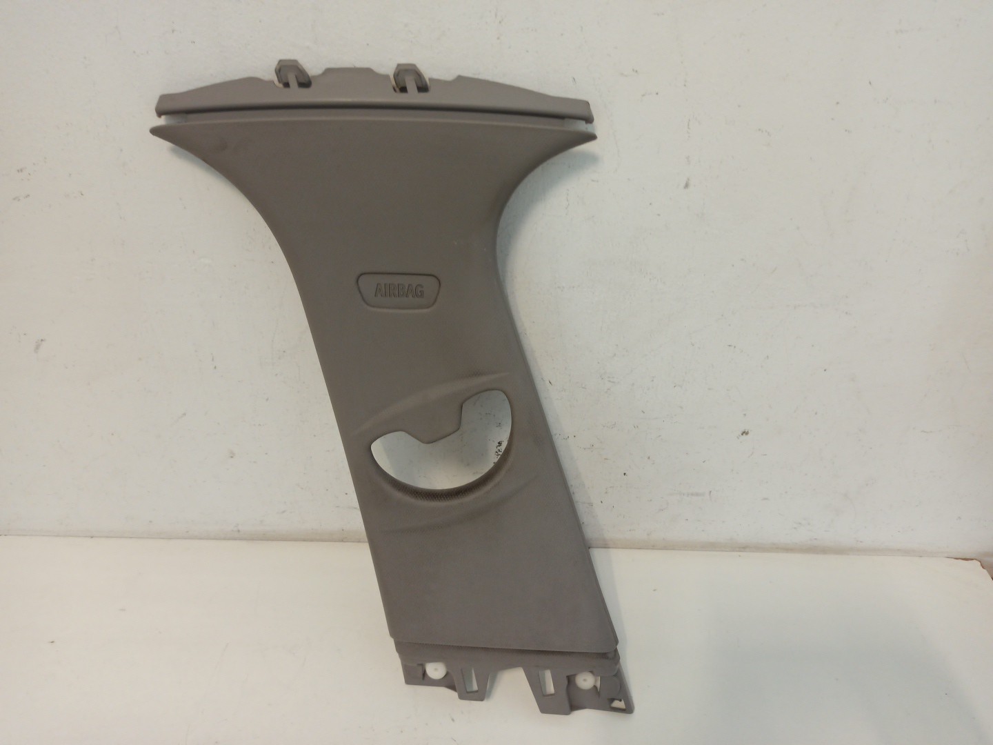 Moldura de pilar B esquerda BMW 1 (F20) | 11 - 19