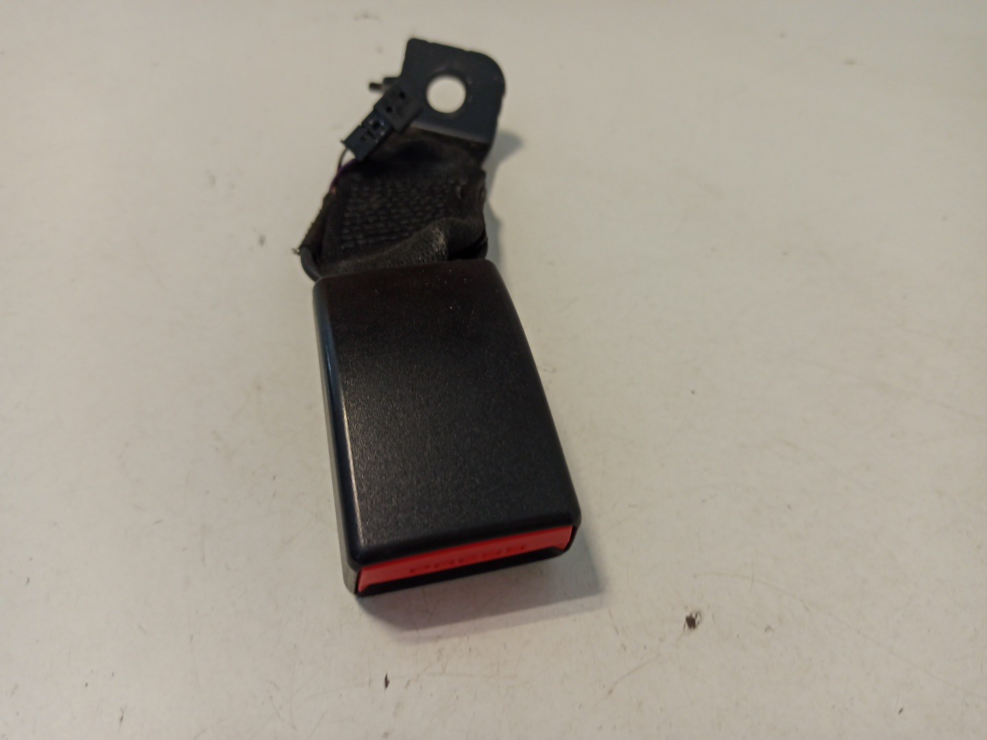 Encaixe cinto traseiro BMW 1 (F20) | 11 - 19