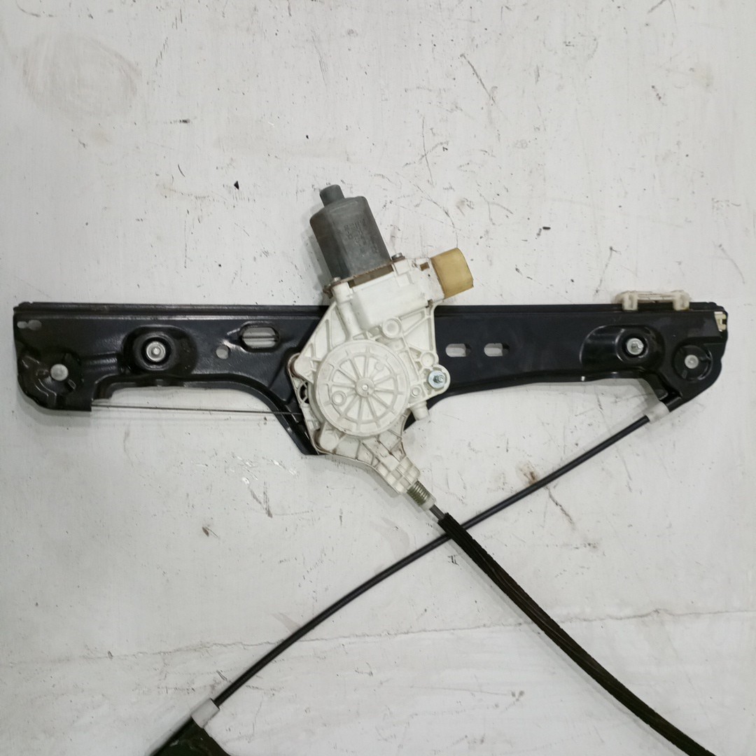 Elevador Frente Direito Elétrico BMW 3 (E90) | 04 - 12 Imagem-1