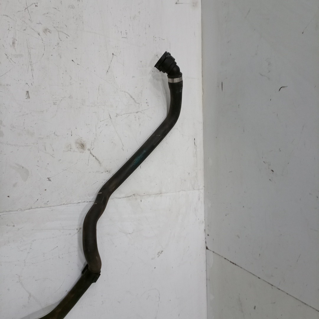 Tubo de Água BMW 1 (F21) | 11 -  Imagem-1