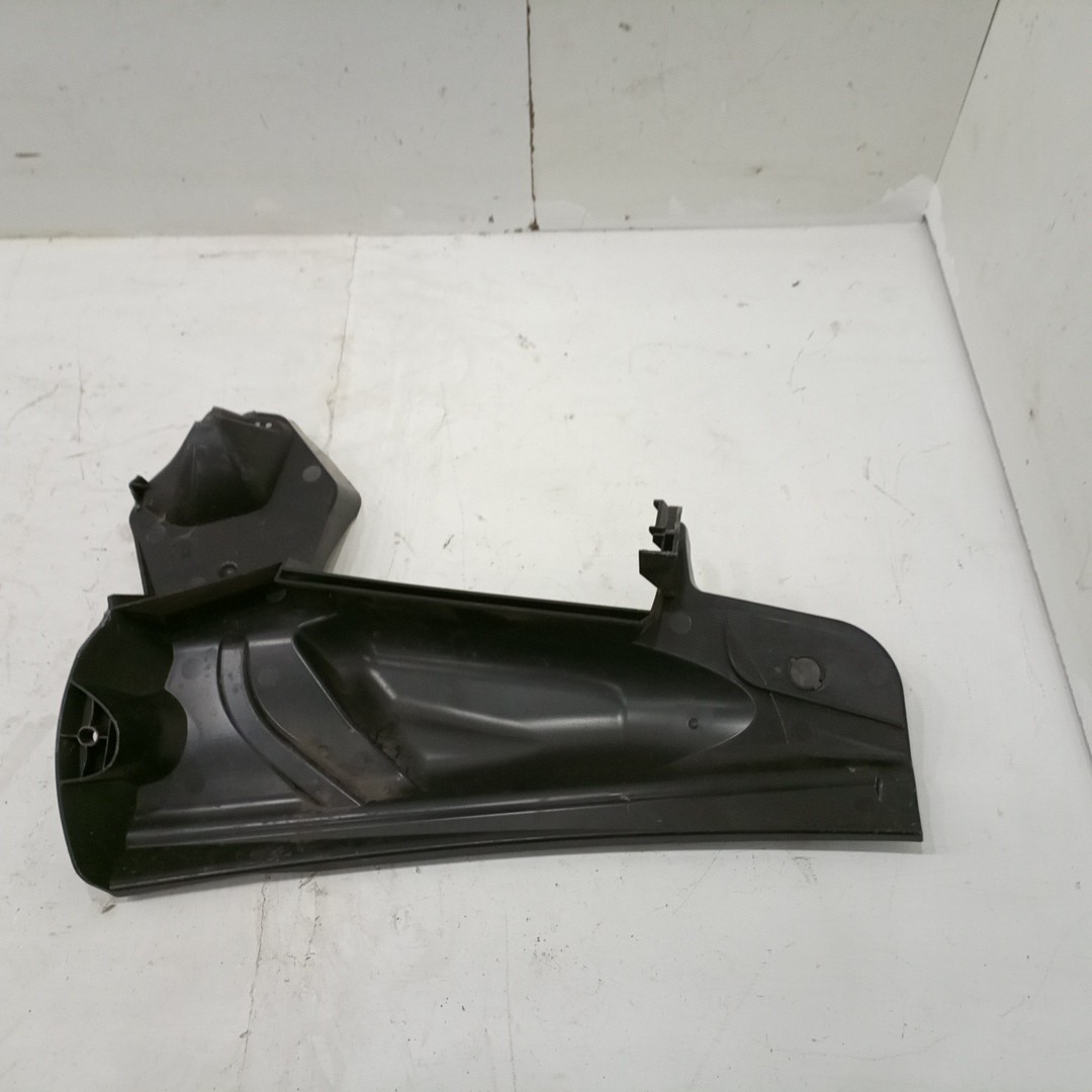 Acabamento de Torpedo BMW 1 (F21) | 11 -  Imagem-1