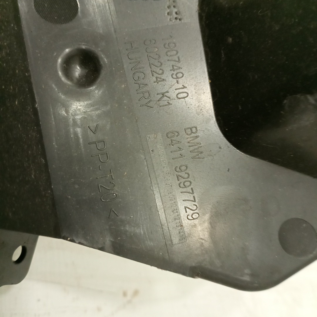 Acabamento de Torpedo BMW 1 (F21) | 11 -  Imagem-2