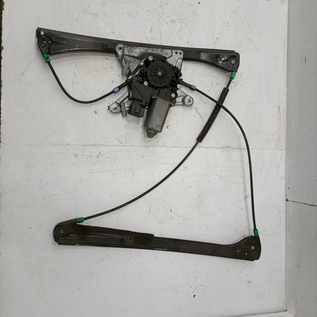 Elevador Frente Direito Elétrico AUDI A4 Avant (8D5, B5) | 94 - 02