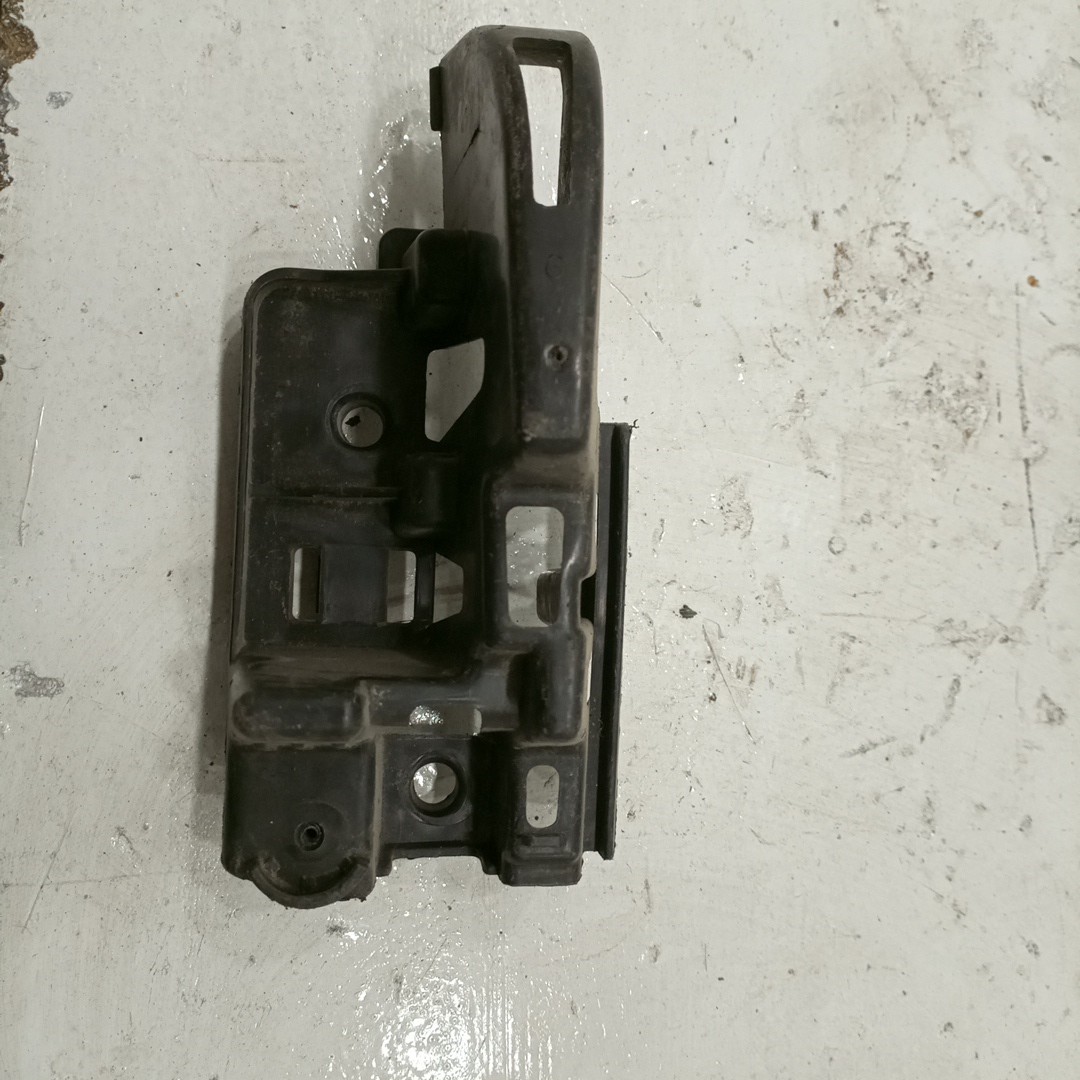 Guia de para-choques CITROEN BERLINGO (B9) | 08 - 
