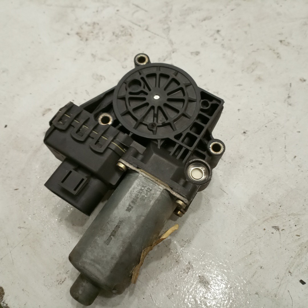 Motor de vidro frente direito AUDI A6 (4B2, C5) | 97 - 05 Imagem-2