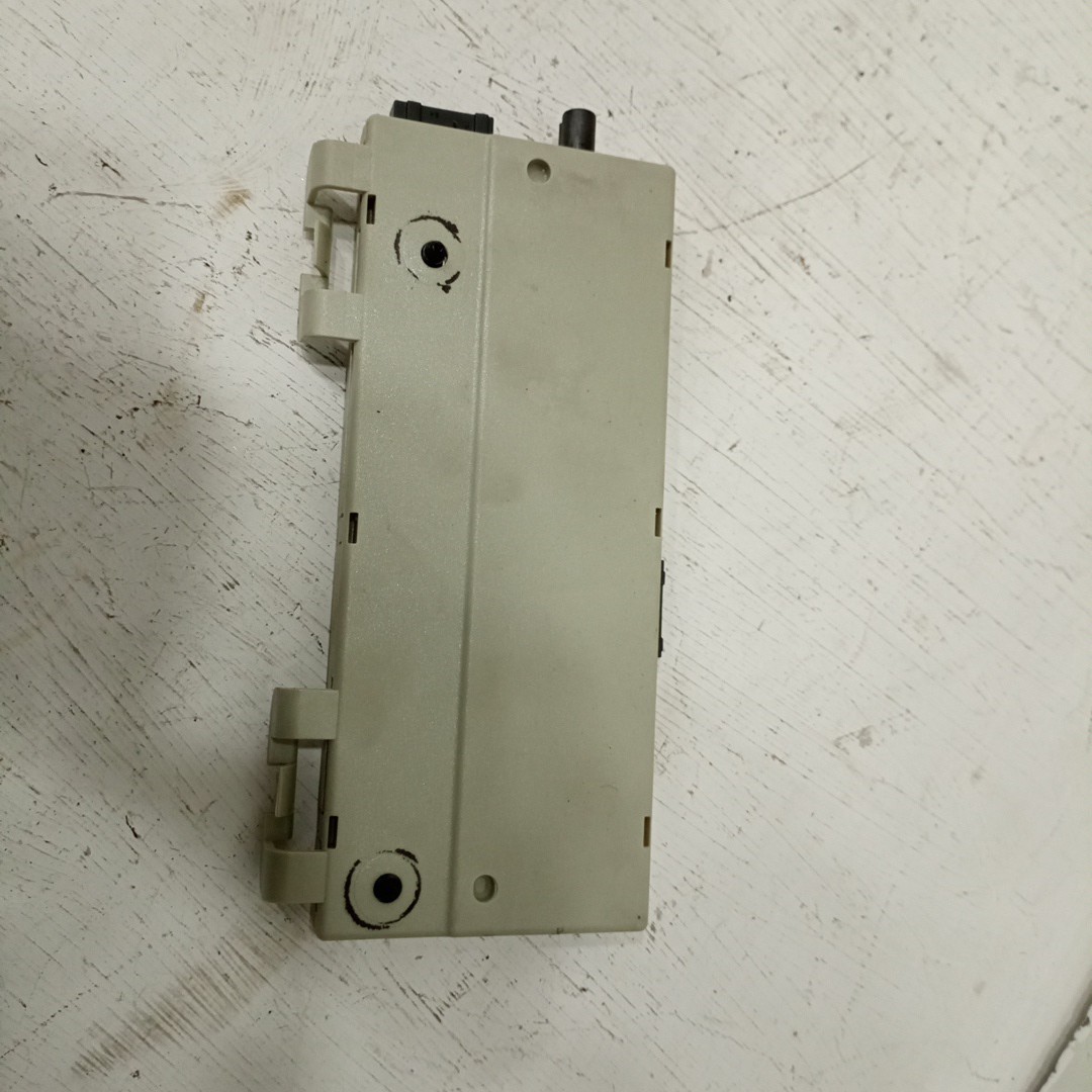 Amplificador de antena BMW X6 (E71, E72) | 07 - 14 Imagem-2