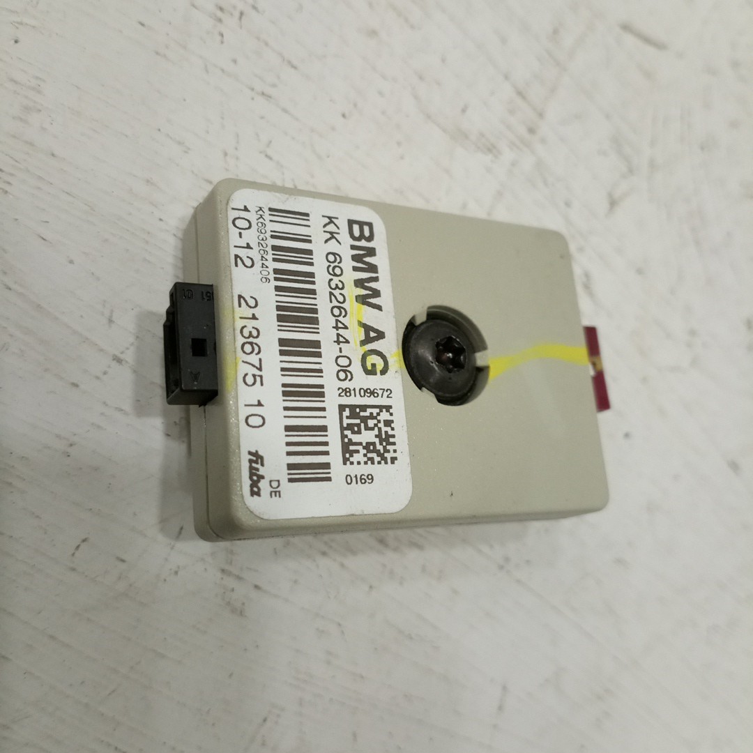 Amplificador de antena BMW X6 (E71, E72) | 07 - 14