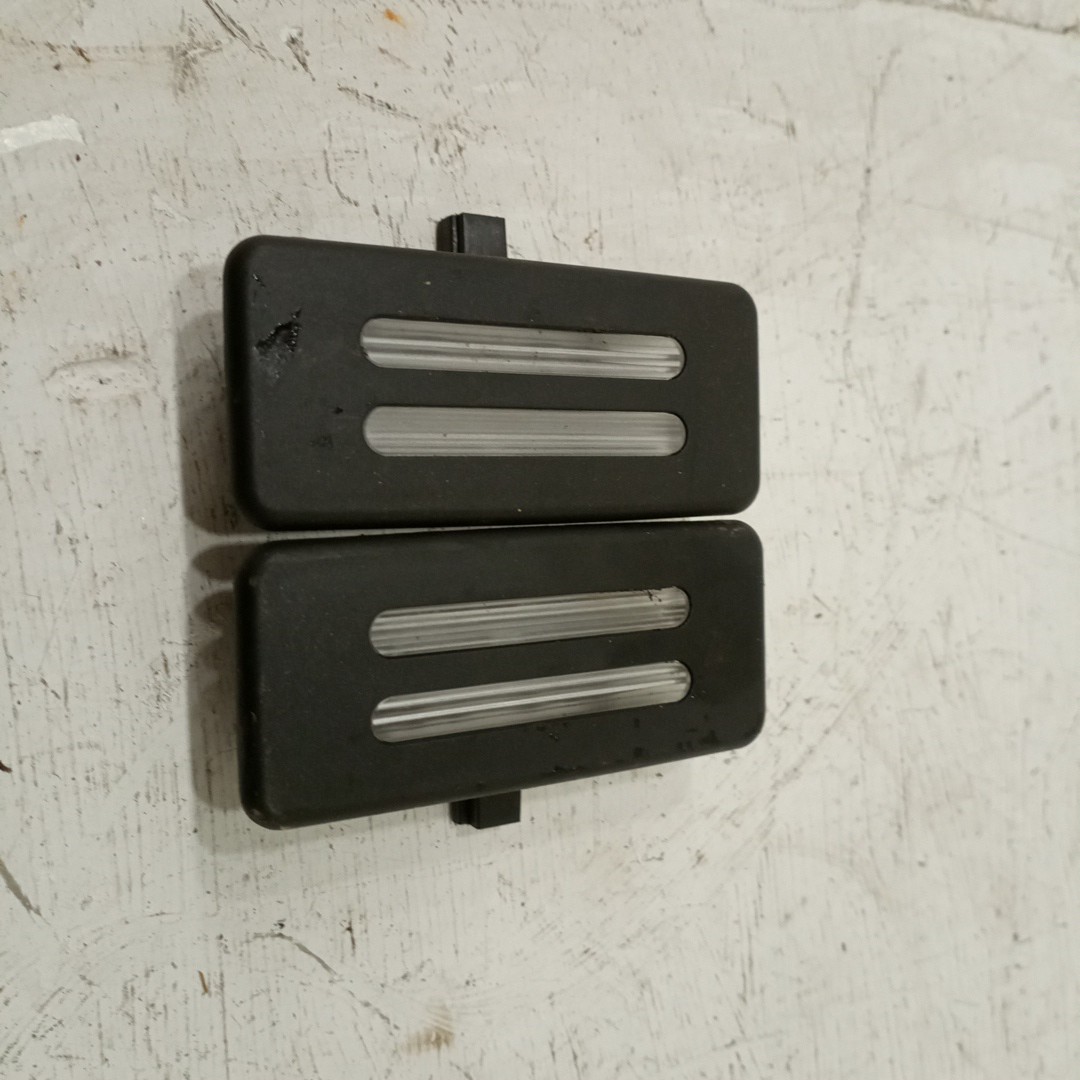 Luz de cortesia BMW X6 (E71, E72) | 07 - 14 Imagem-1