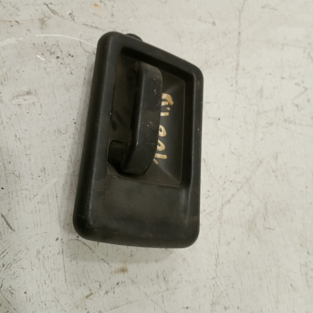 Puxador interior de porta traseira direita PEUGEOT 106 I (1A, 1C) | 91 - 96 Imagem-1