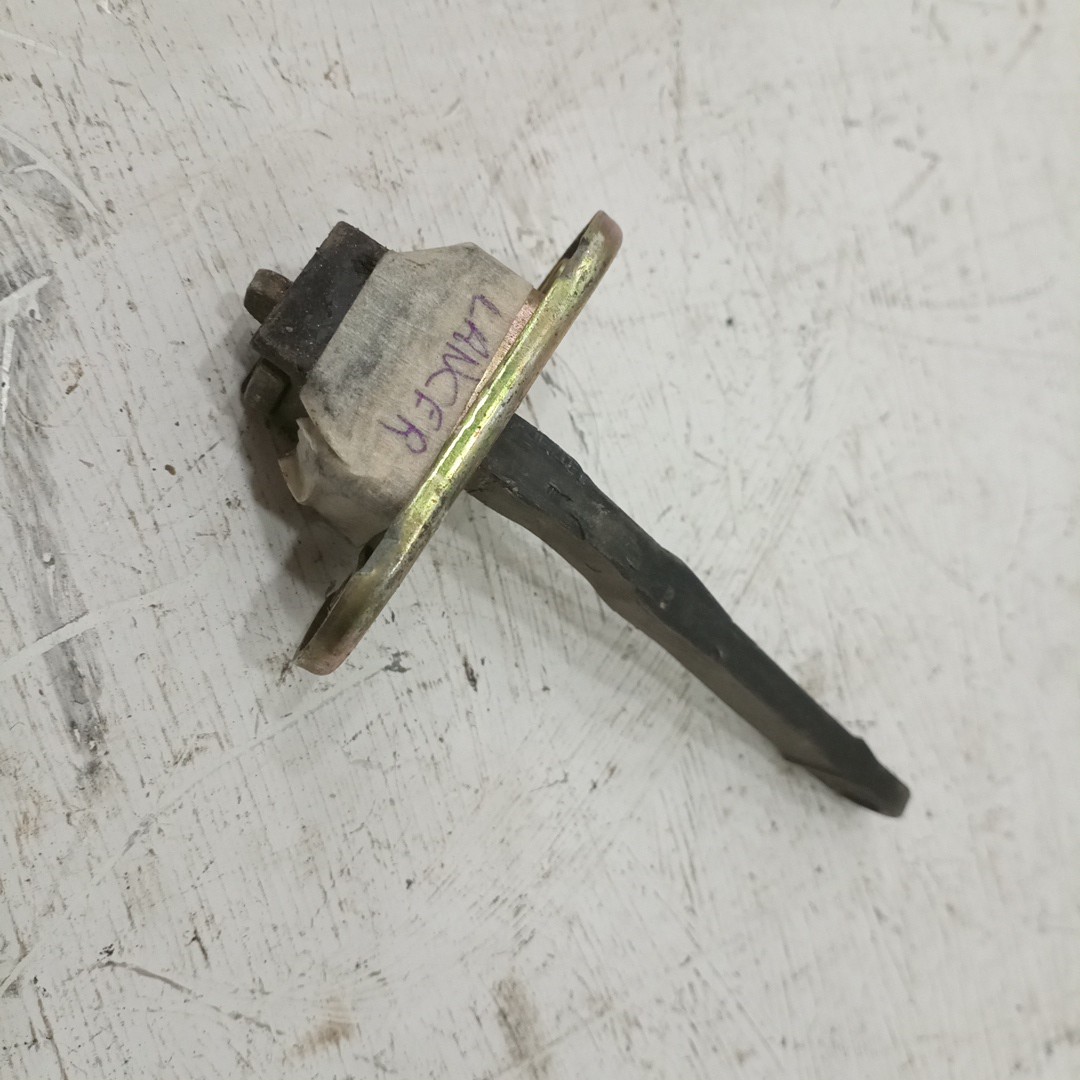 Esticador  / Limitador de porta MITSUBISHI LANCER VI (CJ_, CP_) | 95 - 03 Imagem-2