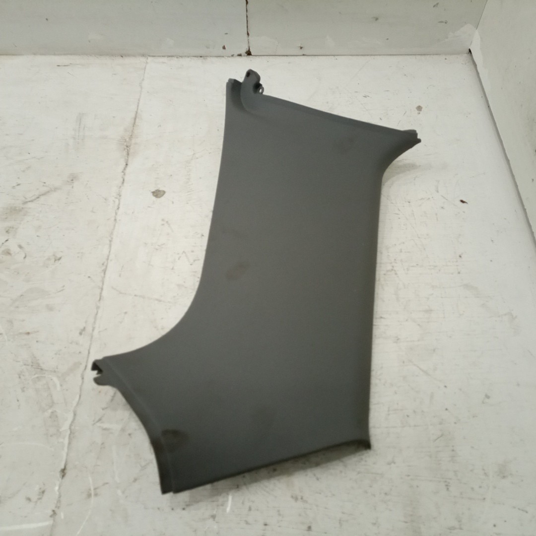 Moldura de pilar D AUDI A4 Avant (8D5, B5) | 94 - 02