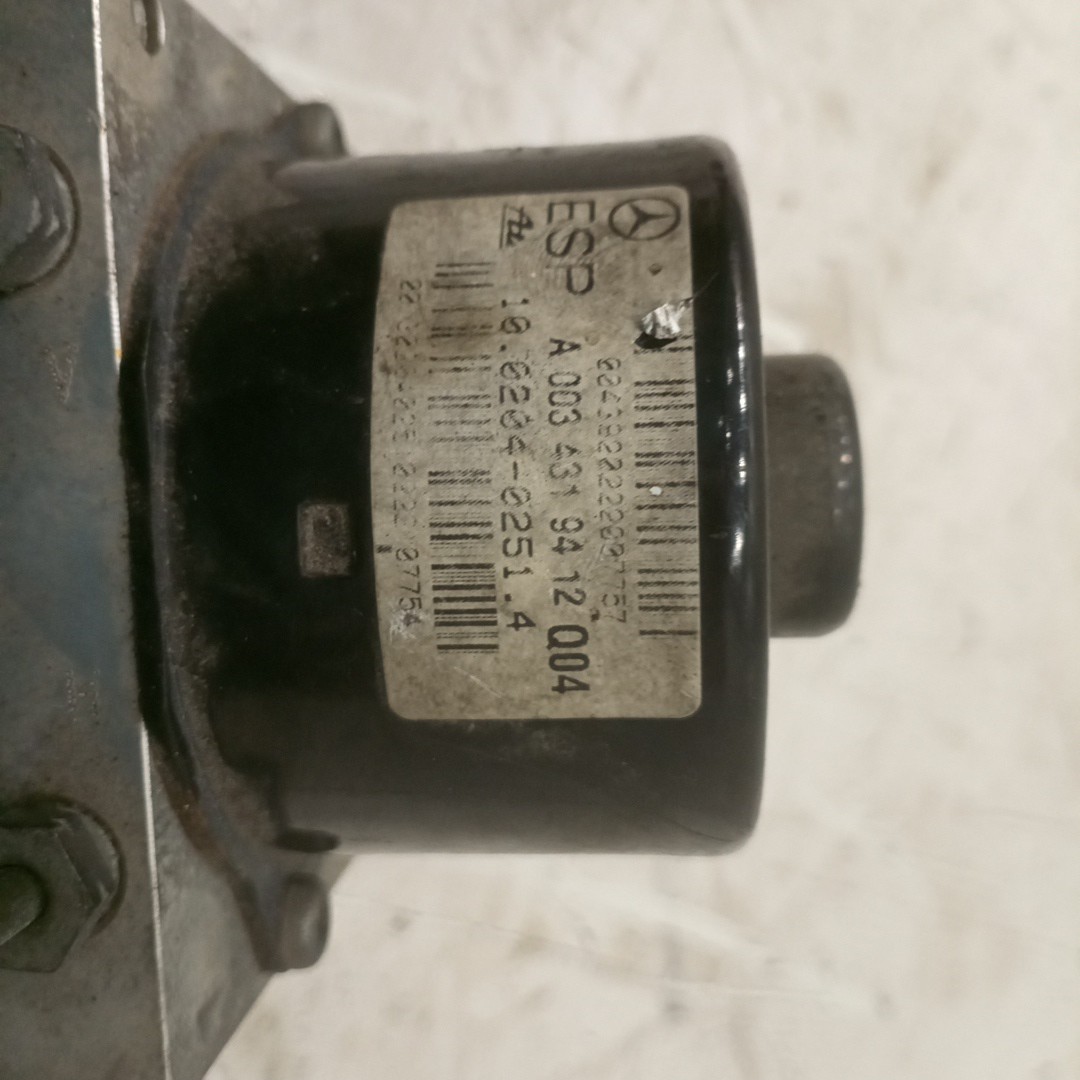 Bomba de ABS MERCEDES-BENZ C-CLASS (W203) | 00 - 07 Imagem-1