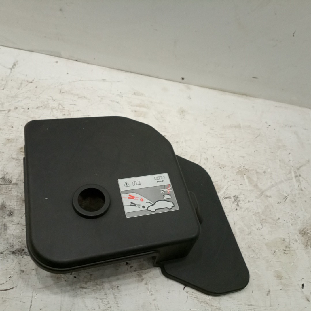 Tampa de bateria AUDI A5 (8T3) | 07 - 17 Imagem-1