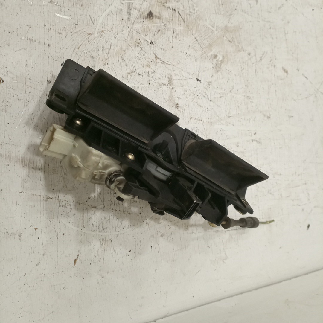 Fecho e puxador exterior de mala AUDI A6 (4B2, C5) | 97 - 05 Imagem-2