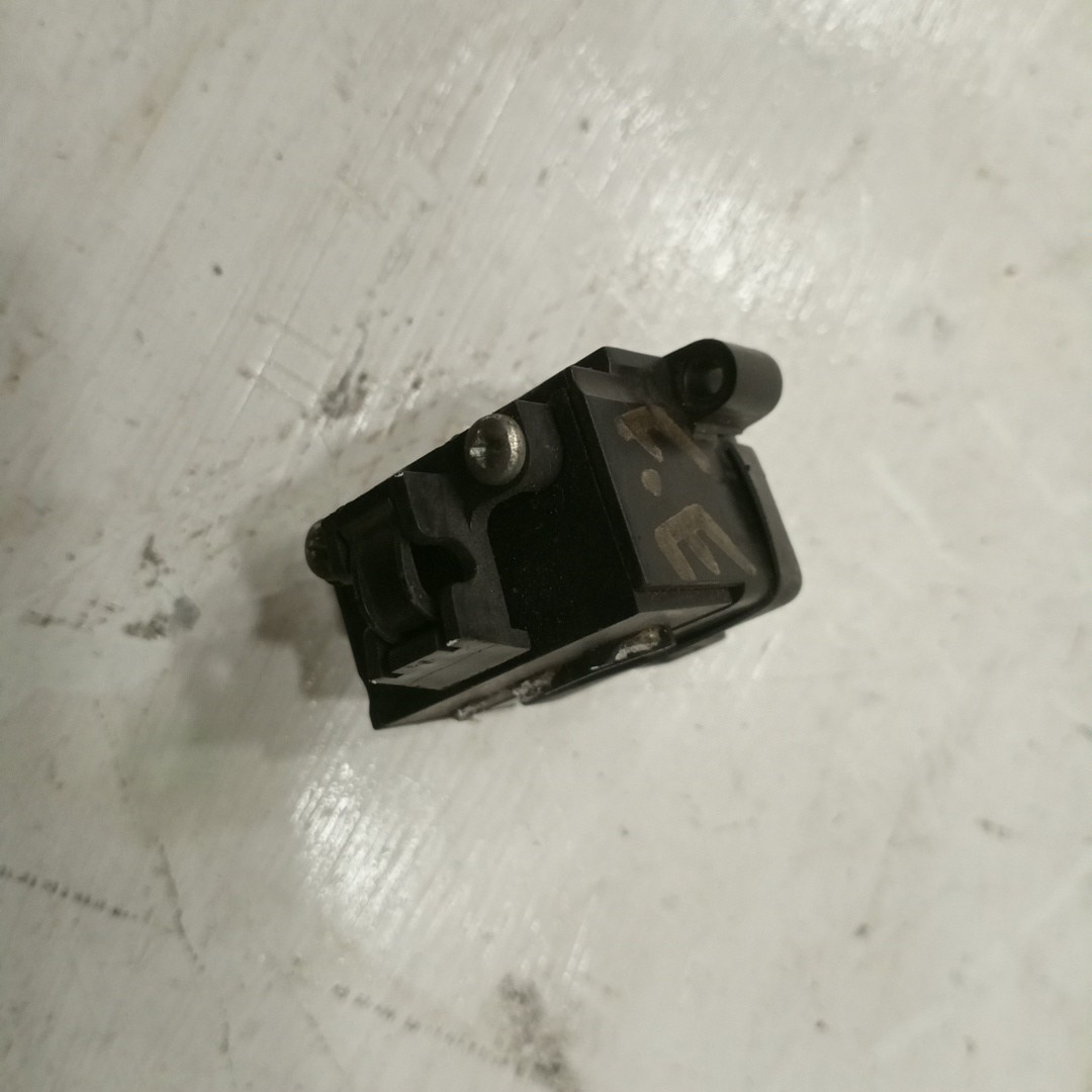 Comutador de vidro frente esquerdo ROVER 400 (RT) | 95 - 00 Imagem-3