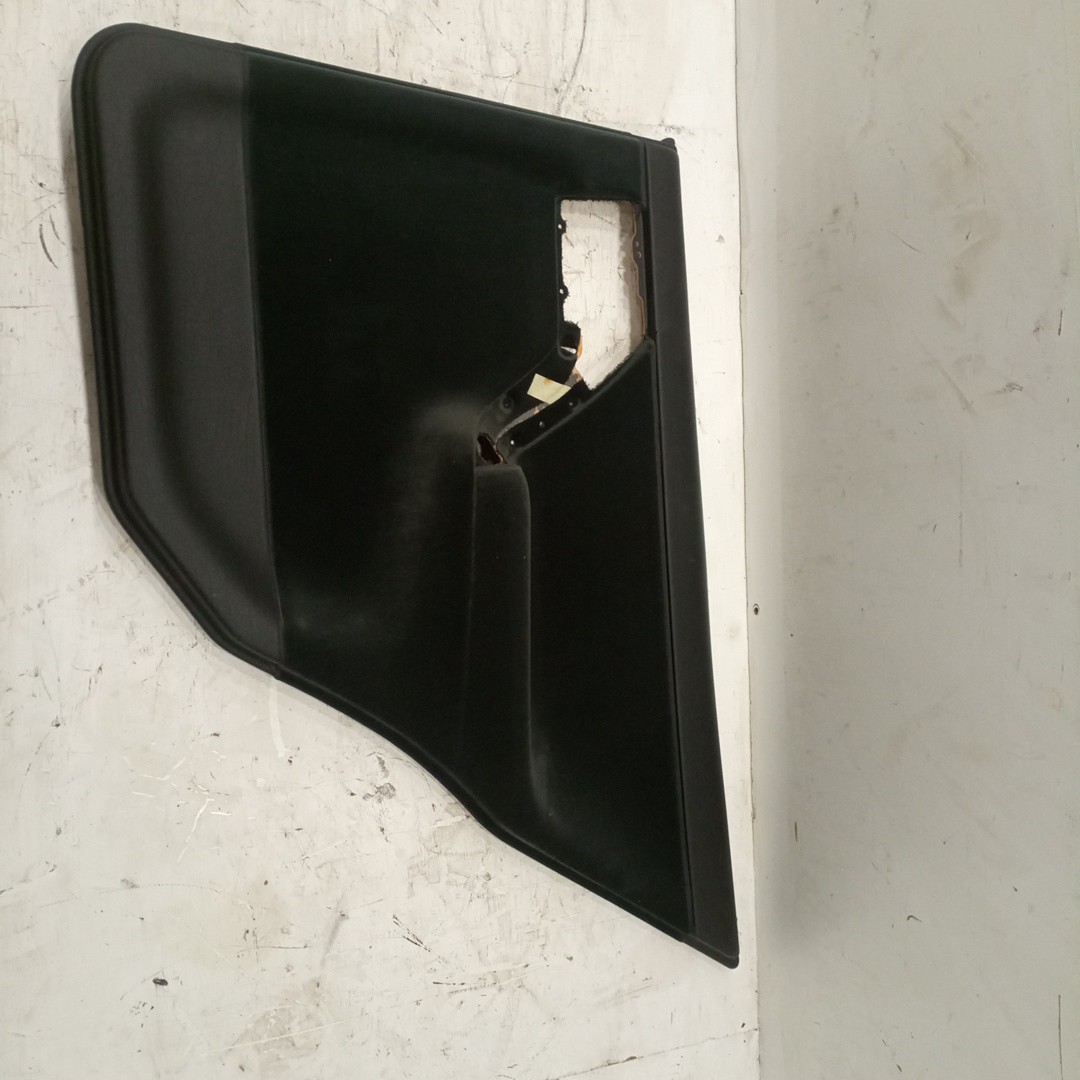 Quartela de porta trás direita VOLKSWAGEN GOLF III (1H1) | 91 - 98 Imagem-1
