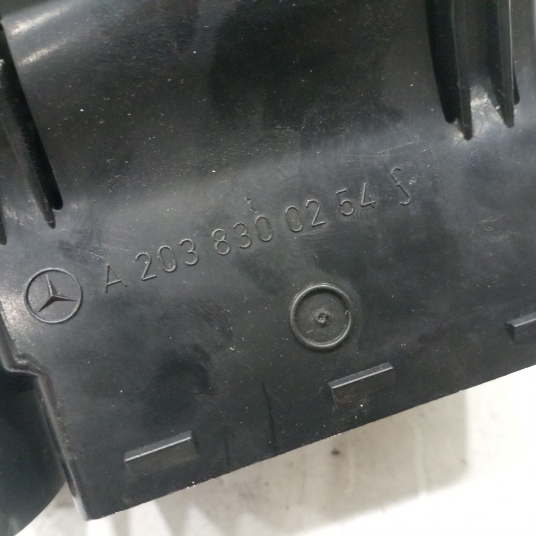 Difusor de ar MERCEDES-BENZ C-CLASS T-Model (S203) | 01 - 07 Imagem-4