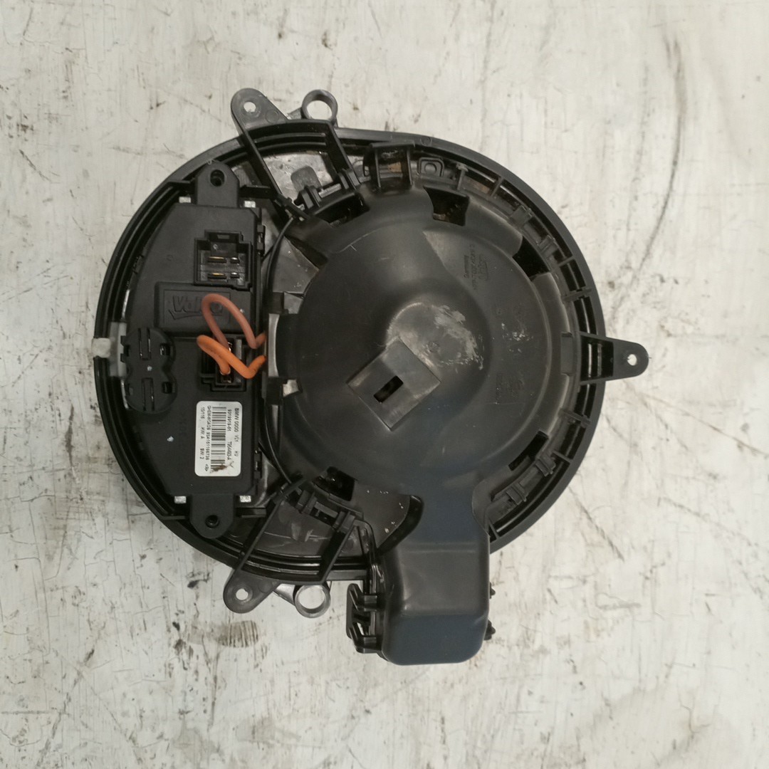 Motor de Sofagem BMW 1 (F21) | 11 - 