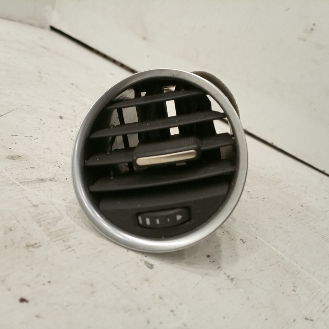 Difusor de ar SEAT EXEO (3R2) | 08 - 13 Imagem-2