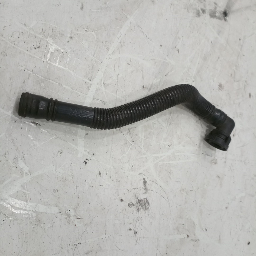 Tubo flexível de respiro VOLKSWAGEN POLO (6R1, 6C1) | 09 -  Imagem-2