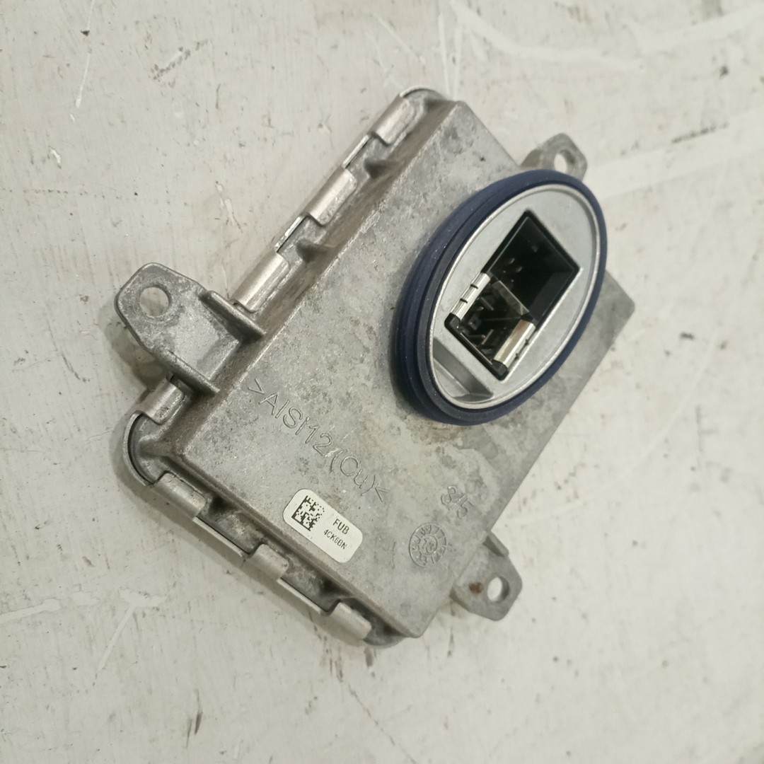 Balastro de Xenon BMW 5 Touring (F11) | 09 - 17 Imagem-3