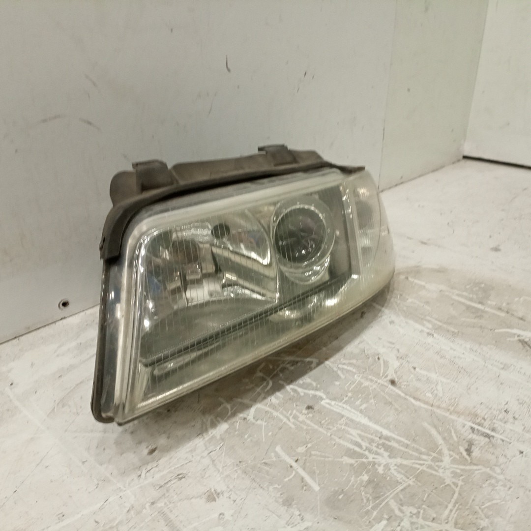 Ótica Esquerda AUDI A4 Avant (8D5, B5) | 94 - 02 Imagem-2