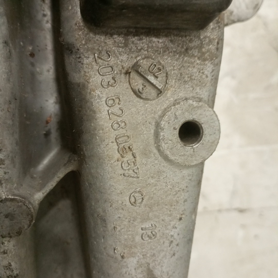 Charriot MERCEDES-BENZ C-CLASS T-Model (S203) | 01 - 07 Imagem-4