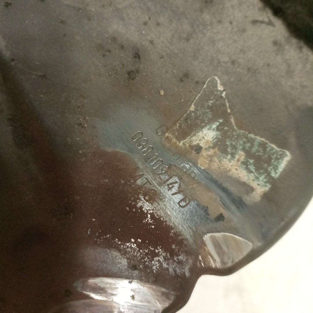 Tampa de distribuição VOLKSWAGEN PASSAT (3B3) | 00 - 05 Imagem-1