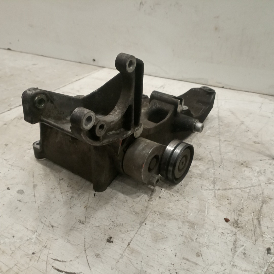 Suporte De Alternador RENAULT LAGUNA II (BG0/1_) | 01 - 07 Imagem-1
