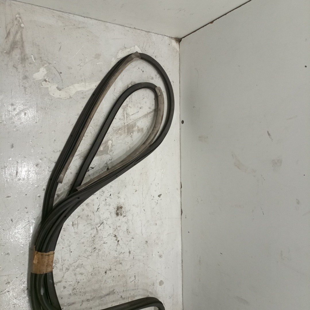 Conjunto de 2 borrachas AUDI A4 Avant (8D5, B5) | 94 - 02 Imagem-1