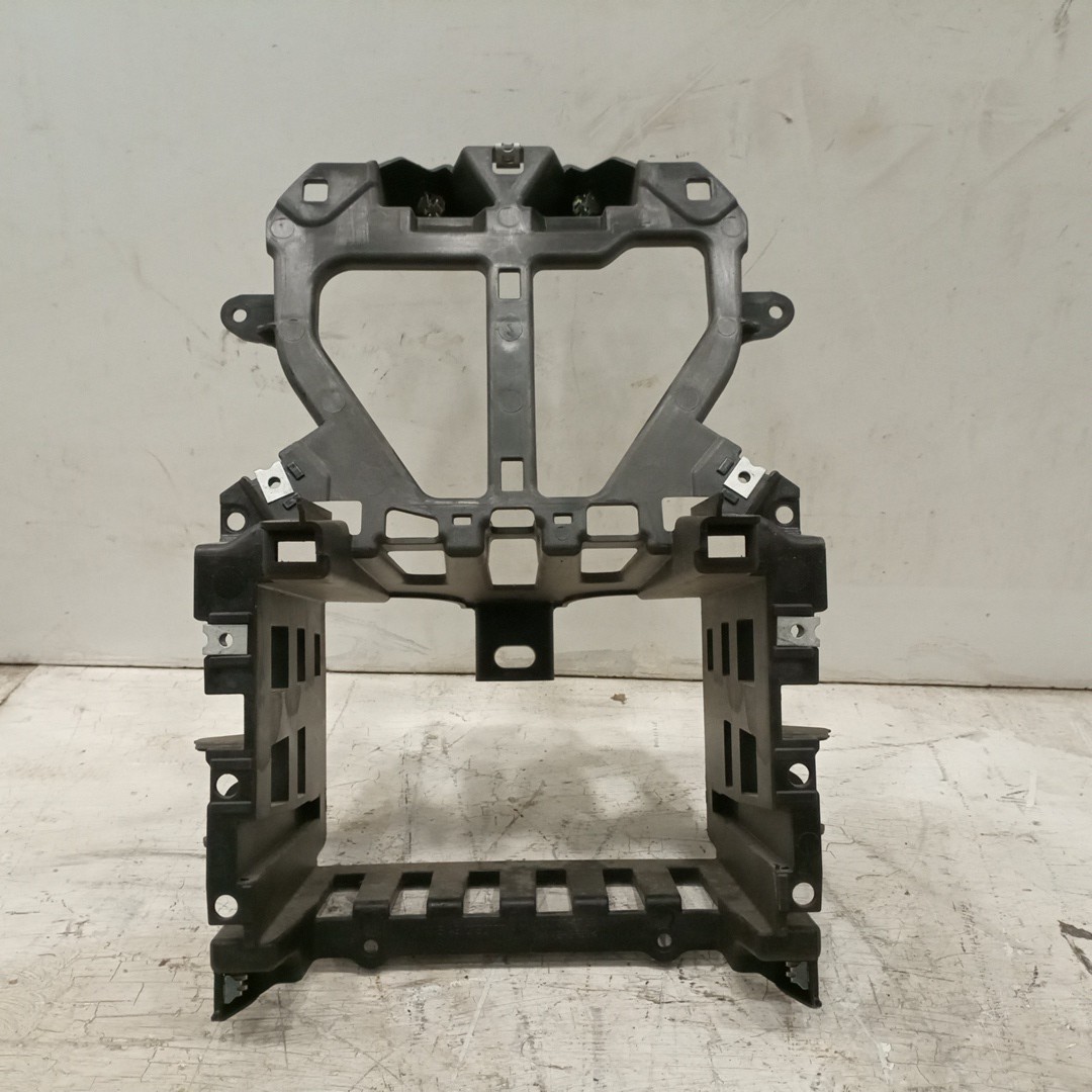 Moldura de consola central MINI MINI (R56) | 05 - 14