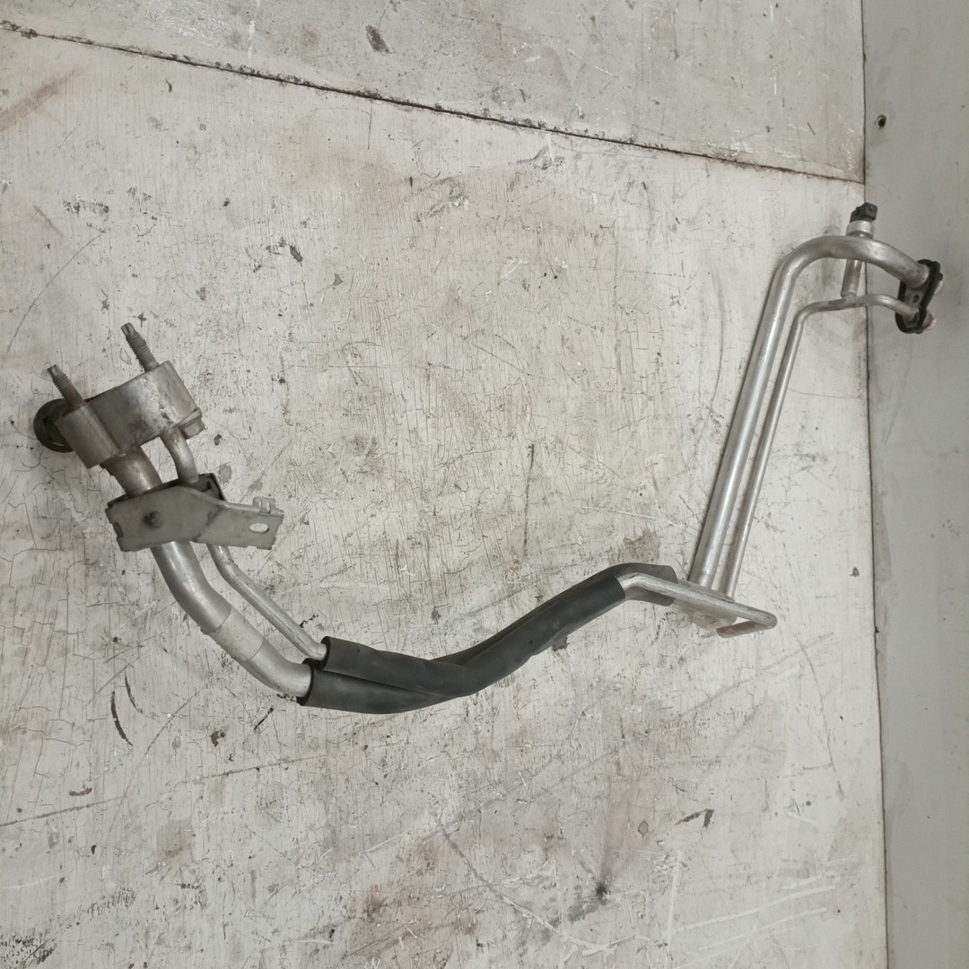 Tubo de Ar Condicionado VOLVO V40 Hatchback (525, 526) | 12 -  Imagem-1