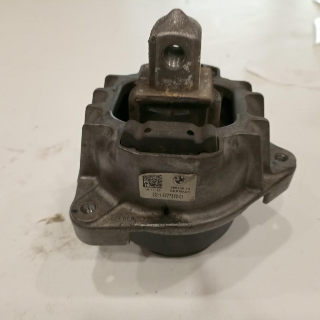 Apoio de motor BMW 5 Touring (F11) | 09 - 17