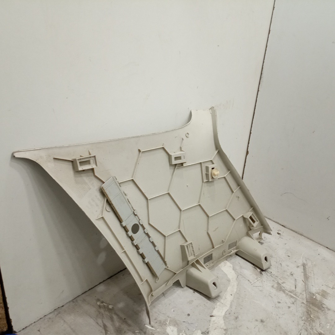 Moldura de pilar D VOLKSWAGEN GOLF IV (1J1) | 97 - 07 Imagem-1