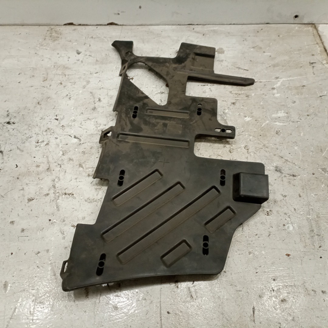 Acabamento inferior do tablier VOLKSWAGEN GOLF IV (1J1) | 97 - 07