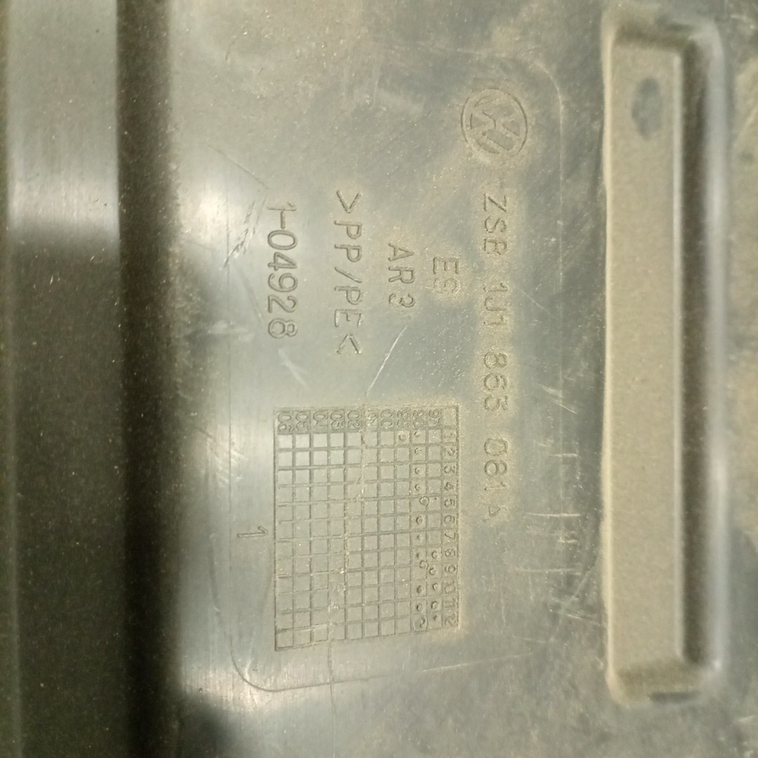 Acabamento inferior do tablier VOLKSWAGEN GOLF IV (1J1) | 97 - 07 Imagem-1