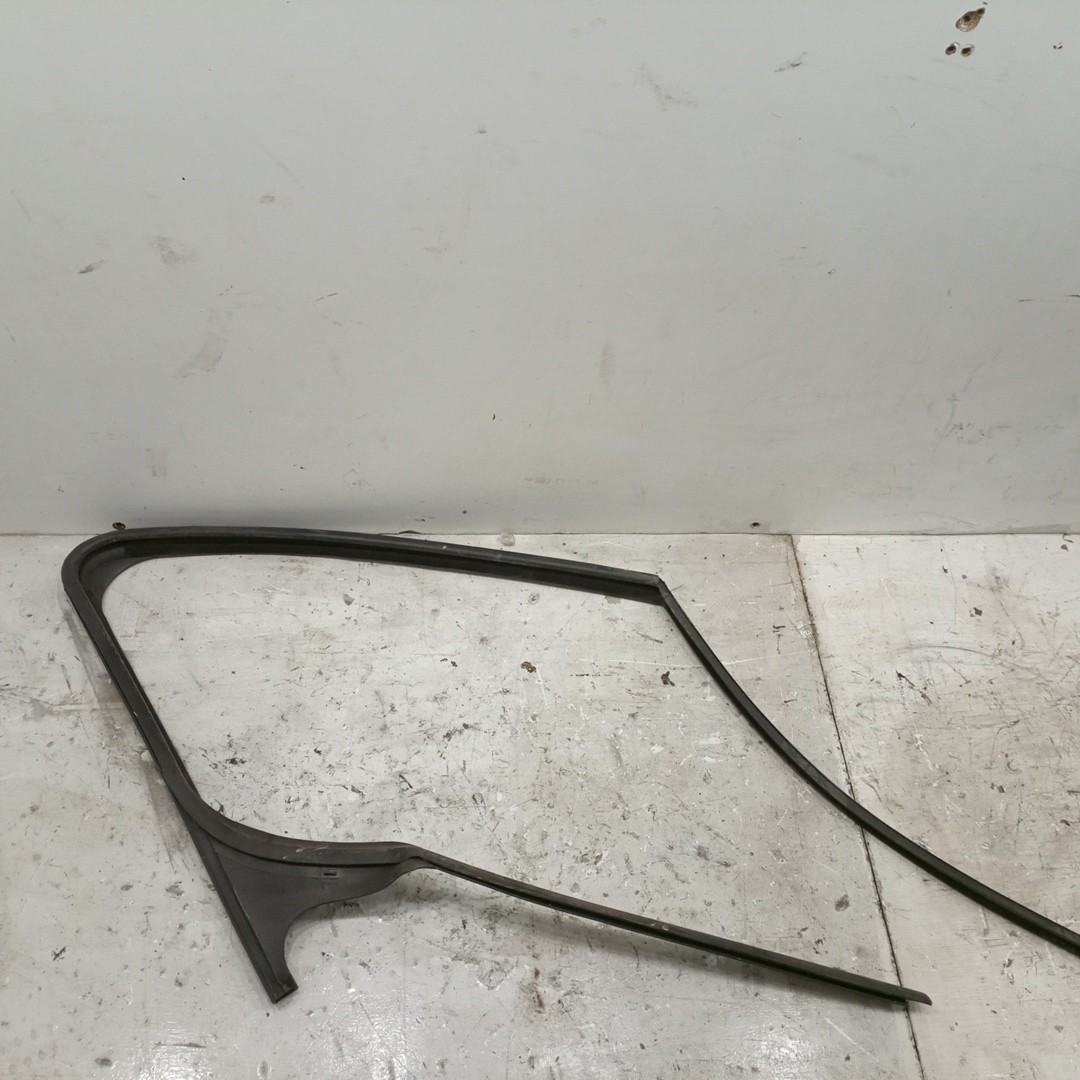 Borracha de porta CITROEN BERLINGO (B9) | 08 -  Imagem-1