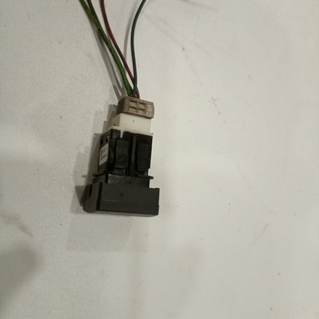 comutador de fecho central de portas CITROEN BERLINGO (B9) | 08 - 