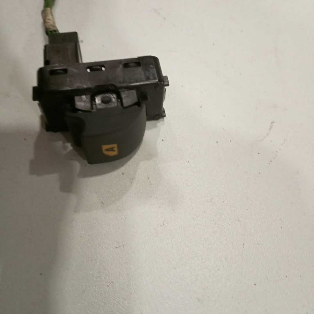 Comutador de vidro frente direito CITROEN BERLINGO (B9) | 08 -  Imagem-1