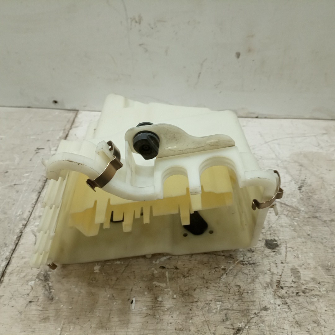 Suporte de centralina BMW 5 Touring (F11) | 09 - 17 Imagem-3