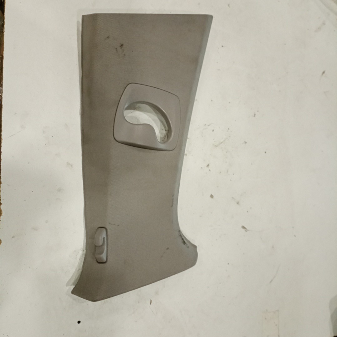 Moldura de pilar B direita BMW 5 Touring (F11) | 09 - 17