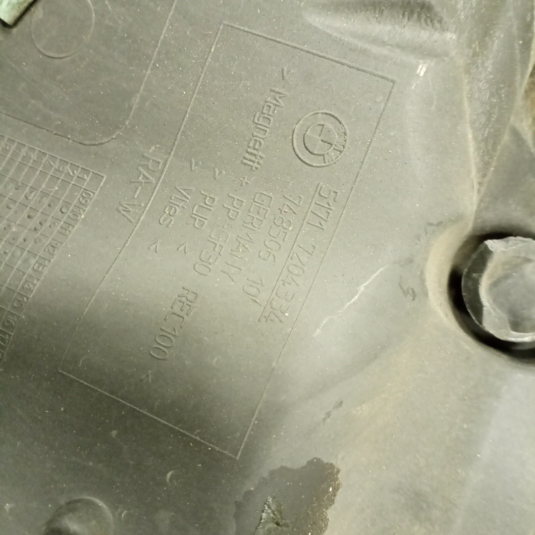 Acabamento de Torpedo BMW 5 Touring (F11) | 09 - 17 Imagem-2