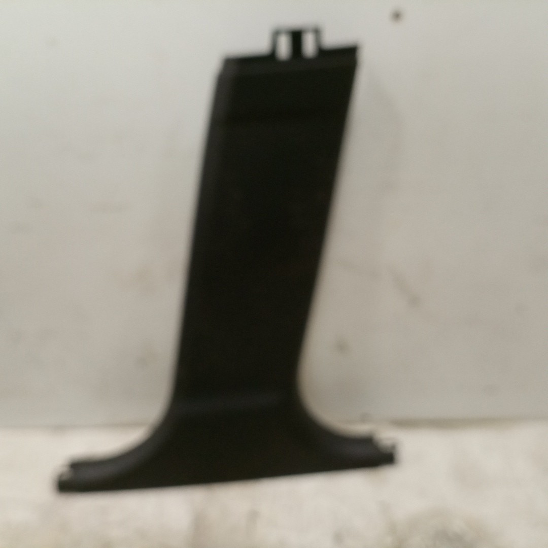 Moldura de pilar B direita BMW 5 Touring (F11) | 09 - 17
