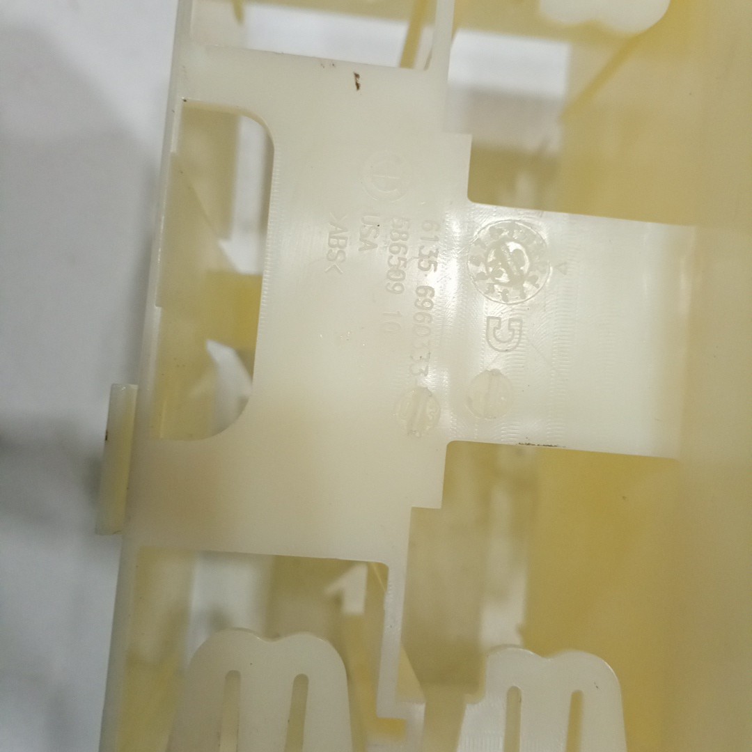 Suporte de centralina BMW X6 (E71, E72) | 07 - 14 Imagem-1