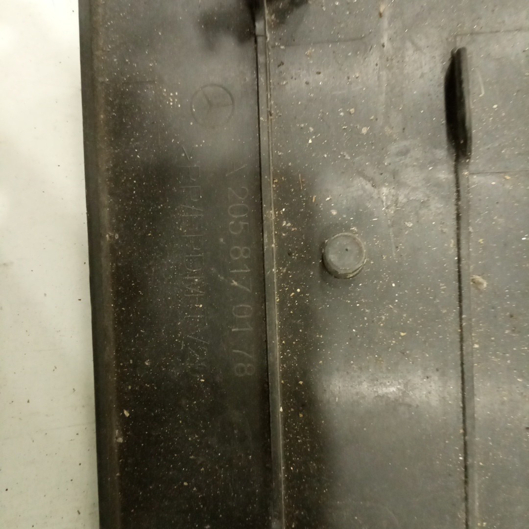 Acabamento exterior MERCEDES-BENZ C-CLASS T-Model (S205) | 14 -  Imagem-2